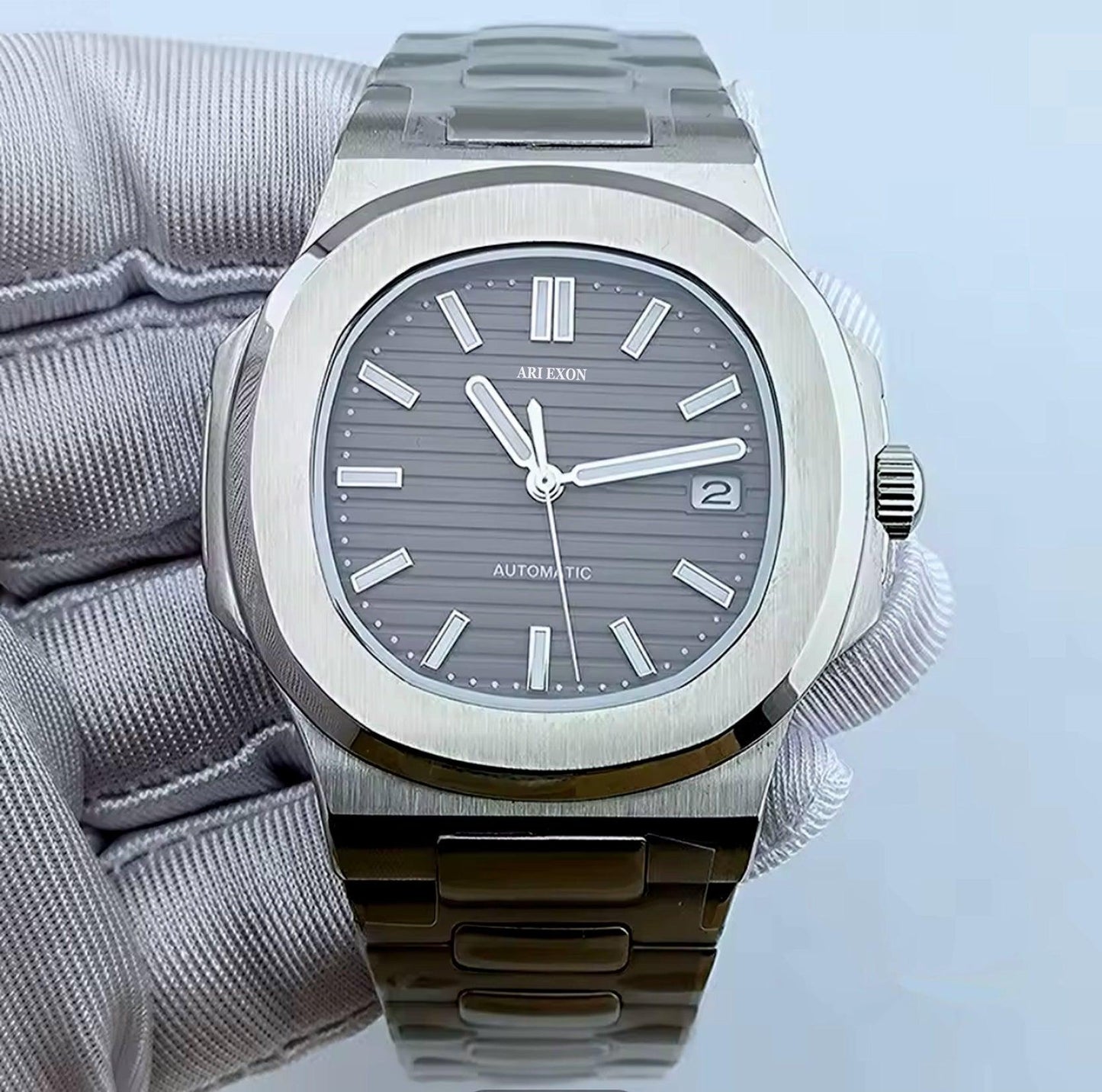 ARI EXON: timeless elegance stainless steel mechanical watch